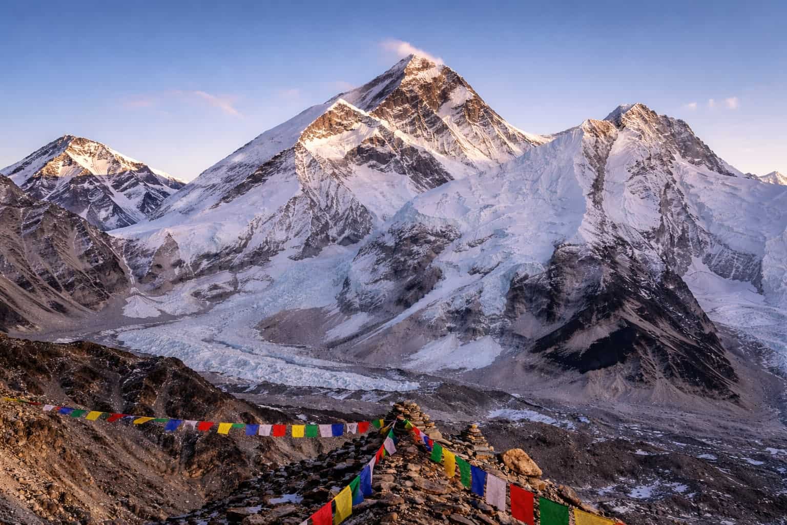 Mount Everest (8,848 m)